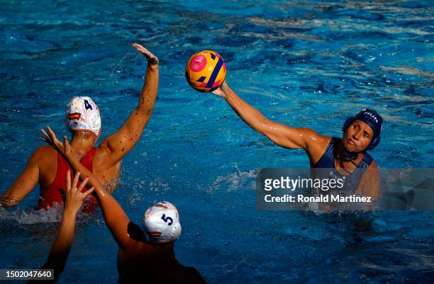 Rita Keszthelyi of Hungary controls the ball against Bea Ortiz of Spain during Women's Waterpolo Word Cup Final at Long Beach City College on June...