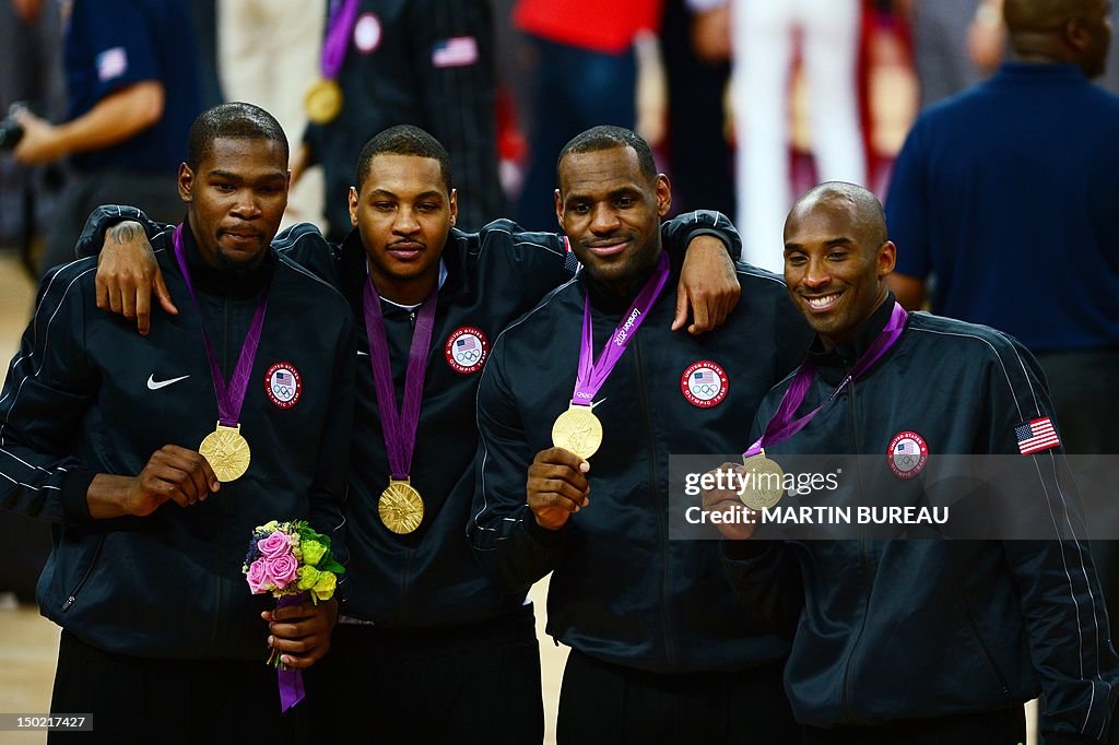 (From L) US gold medalists Kevin Durant,
