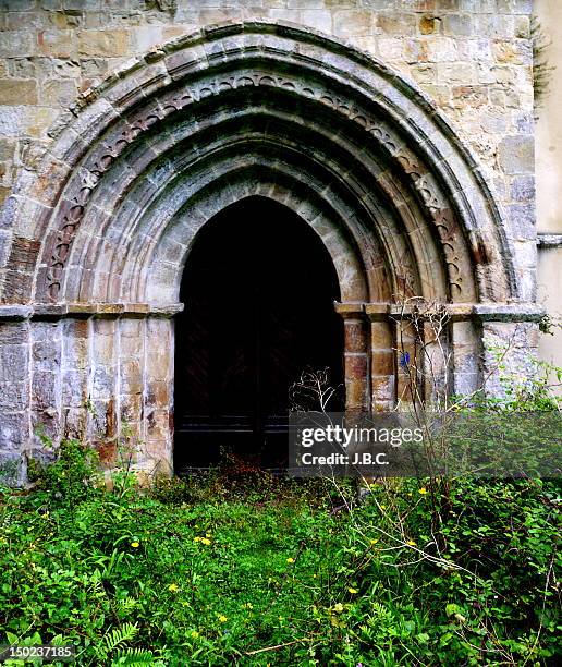 monasterio de sant antoni de bedon -asturias - barcelona b stock pictures, royalty-free photos & images