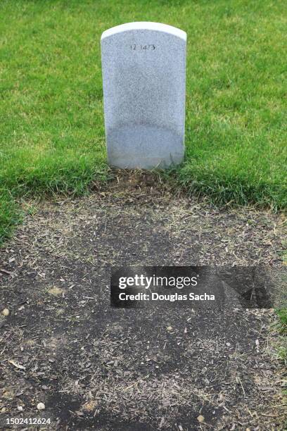 upright marble headstone - file graveyard fields 3.jpg stock pictures, royalty-free photos & images