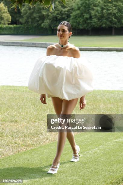 Kendall Jenner walks the runway during "Le Chouchou" Jacquemus' Fashion Show at Chateau de Versailles on June 26, 2023 in Versailles, France.