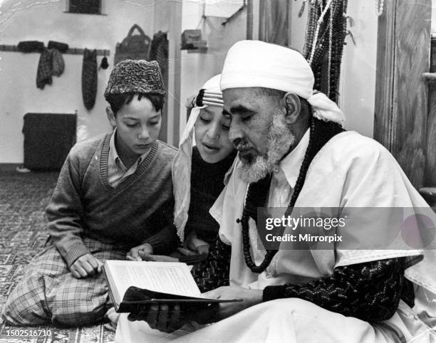 El Arab 18,910 El Arab Stock Photos, High-Res Pictures, and Images - Getty Images