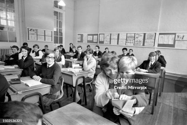 Tommy Steele, a pupil at Bacon's School, Pages walk, S. E. 1. , from 1946 to 1951, is now the school's most famous old boy. Today Tommy went back to...