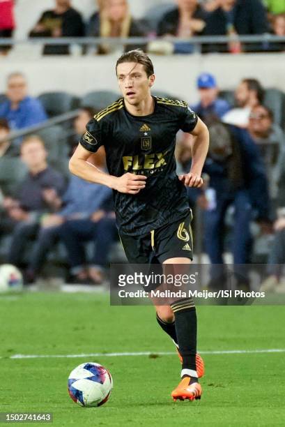 Ilie Sanchez of LAFC dribbles the ball during a game between Seattle Sounders FC and Los Angeles FC at BMO Stadium on June 21, 2023 in Los Angeles,...
