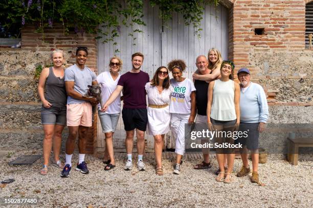 amigos de vacaciones juntos - 73 61 46 fotografías e imágenes de stock