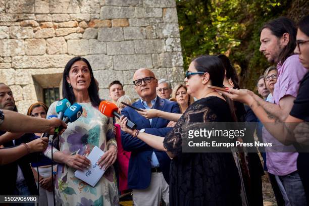 The general secretary of the PPdeG, Paula Prado, and the provincial president of the PP of Ourense, Manuel Baltar, attend to the media during the...
