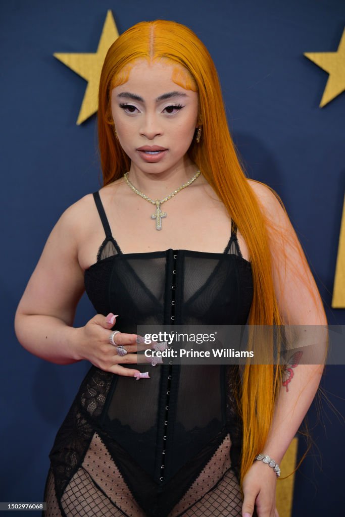 Ice Spice arrives to the 2025 BET Awards at Microsoft Theater on June