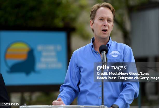 San Pedro, CA John Warner, CEO of the Marine Mammal Care Center speaks at a press conference regarding the large number of sea lions recovering from...