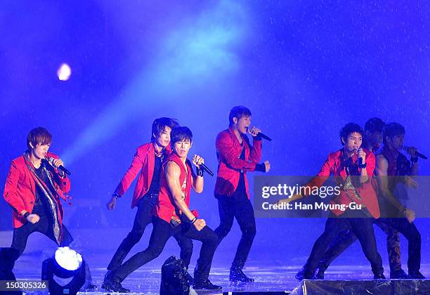 Members of South Korean boy band Infinite perform onstage during at KBS London Olympic Athletes Welcomed The National Festival on August 14, 2012 in...