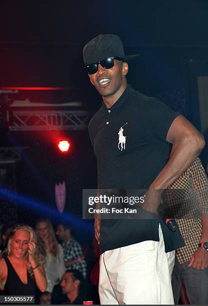 Jamie Foxx performs during the Jamie Foxx and DJ Irie Party at the Gotha Club on August 14, Cannes, France.