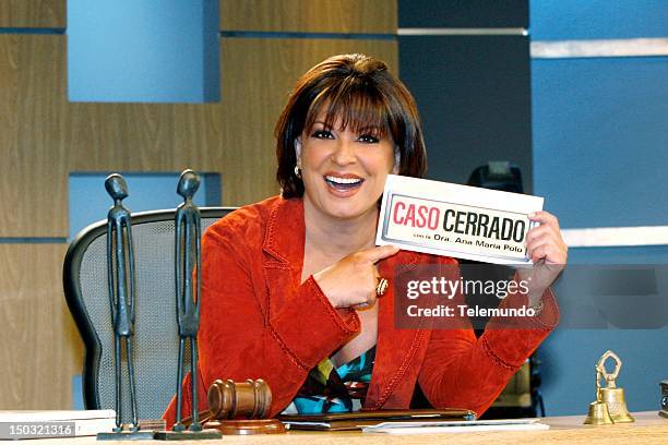 Pictured: Host/judge Dr. Ana Maria Polo, Host -- ......CASO CERRADO -- Fotograf?a: Dra. Ana Mar?a Polo --