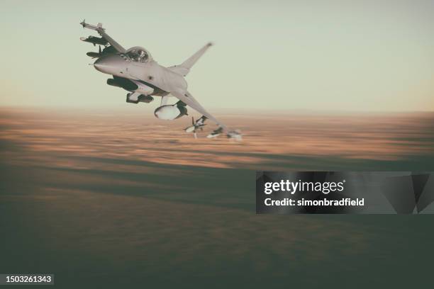 f16 fighter jet in flight - us air force stock pictures, royalty-free photos & images