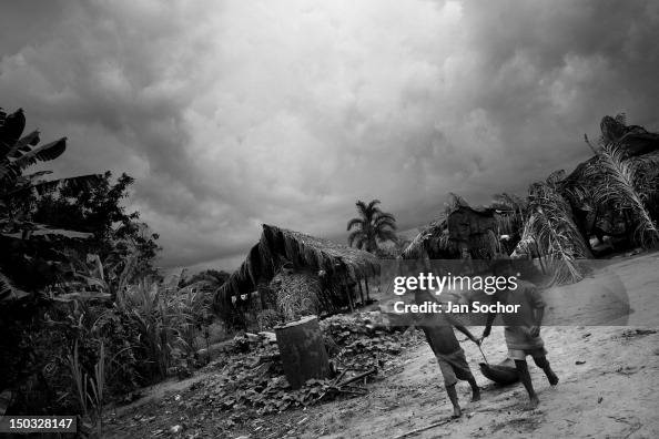 Nukak Maku - Indian Tribe From Amazonia Nukak Maku - Indian Tribe From Amazonia