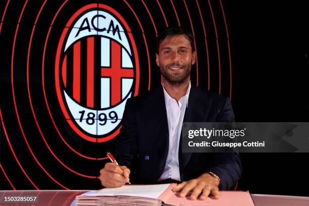 Milan new signing Marco Sportiello signs his contract with the club at Casa Milan on June 27, 2023 in Milan, Italy.