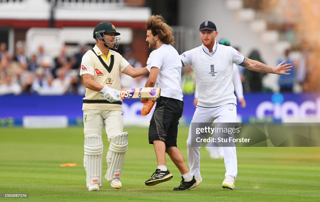 England v Australia - LV= Insurance Ashes 2nd Test Match: Day One