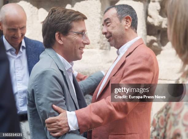Garci 55 L R Jose Luis Garci Stock Photos, High-Res Pictures, and Images ...