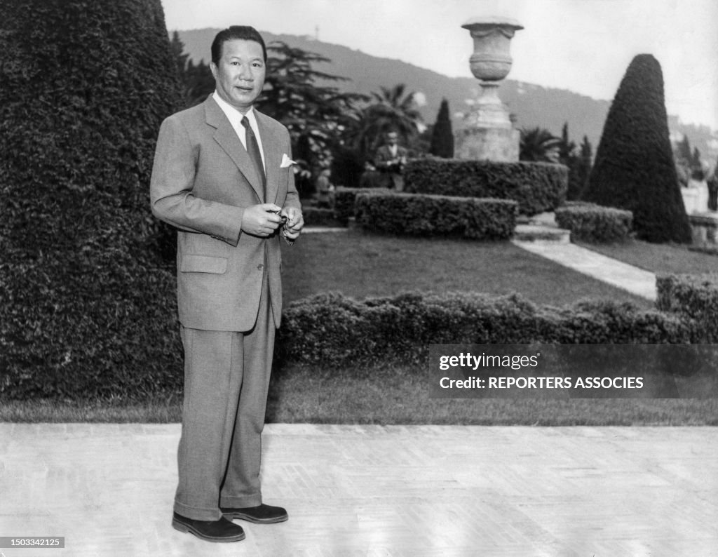 Bao Dai Dernier Empereur Du Vi t Nam Lors De Son Exil En France Dans bao-dai-dernier-empereur-du-vi-t-nam-lors-de-son-exil-en-france-dans