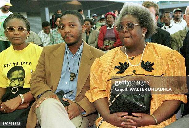 Biko Family Fotograf as E Im genes De Stock Getty Images biko-family-fotograf-as-e-im-genes-de-stock-getty-images