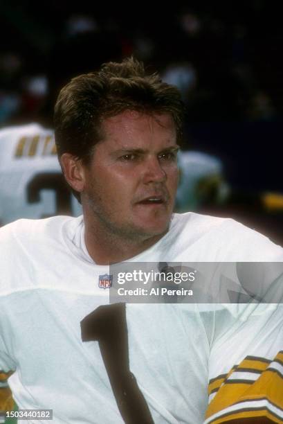 Kicker Gary Anderson of the Pittsburgh Steelers follows the action in the game between the Pittsburgh Steelers vs the New York Giants at Giants...