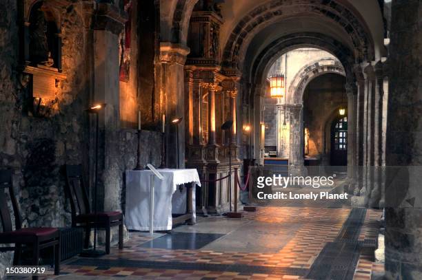 st bartholomew-the-great church. - lpiowned stock pictures, royalty-free photos & images