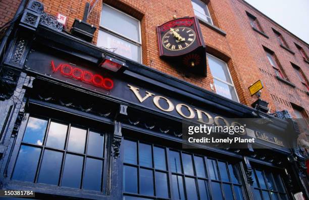 voodoo lounge. - lpiowned stock pictures, royalty-free photos & images
