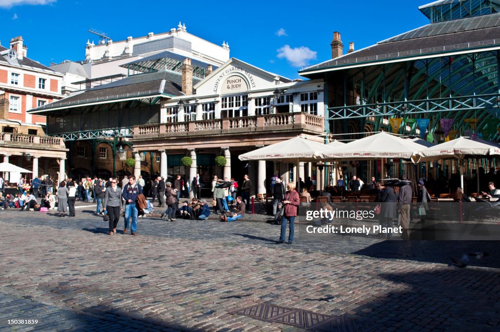 Entrance to Covent Garden Market.