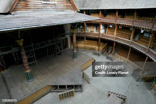 william shakespeare's globe theatre, bankside. - lpiowned stock pictures, royalty-free photos & images