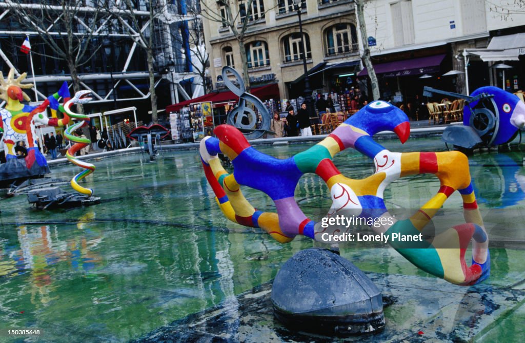 Mechanical Fountain at Centre Pompidou.