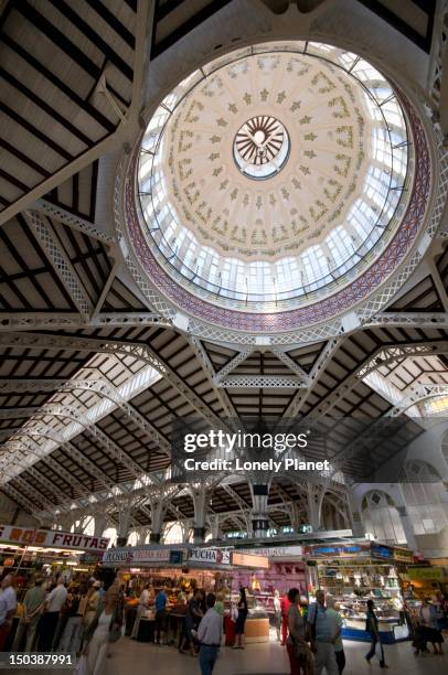 mercado central, plaza del mercado. - lonely planet collection stock-fotos und bilder