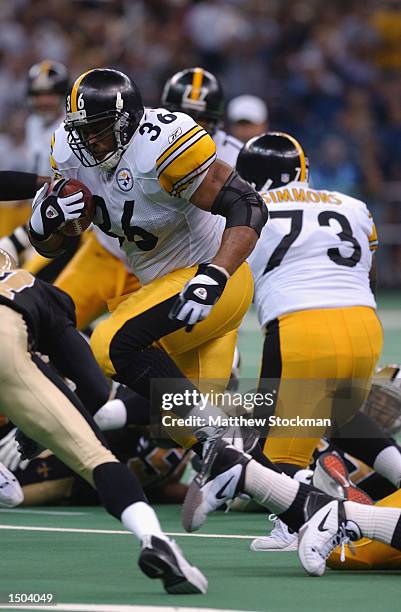 Running back Jerome Bettis of the Pittsburgh Steelers runs with the ball during the NFL game against the New Orleans Saints on October 6, 2002 at the...