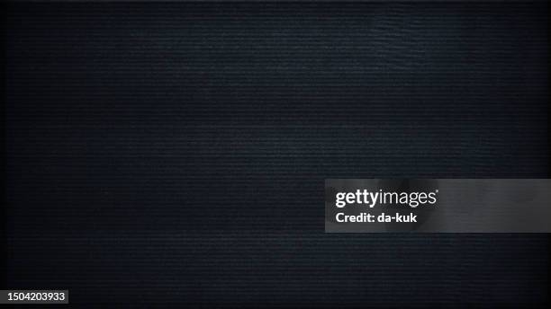 vhs noise and glitches overlay design elements on black background. bad tv signal - strobe light stockfoto's en -beelden