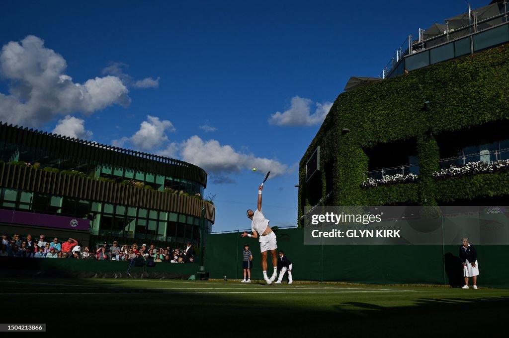 TOPSHOT-TENNIS-GBR-WIMBLEDON