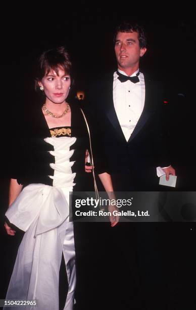 Married couple American lawyer Robert F Kennedy Jr and Emily Ruth Black attend the seventh annual Rita Hayworth Alzheimer's Benefit at Tavern on the...