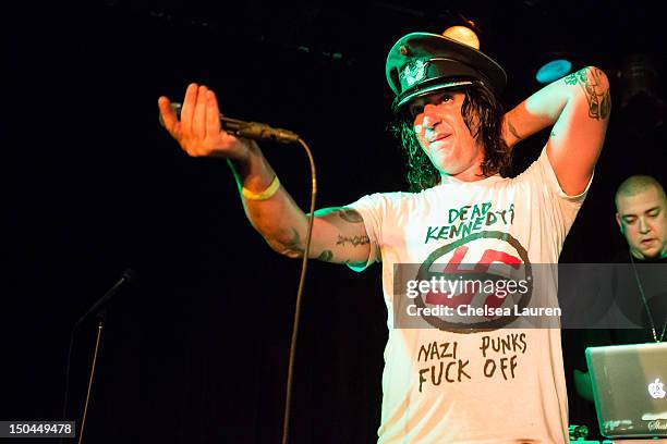 Mickey The Rapper 112 Viper (Rapper) Stock Photos, High-Res Pictures, and Images - Getty ...