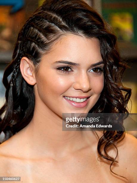 64 Kendall Jenner Braid Photos and Premium High Res Pictures - Getty Images