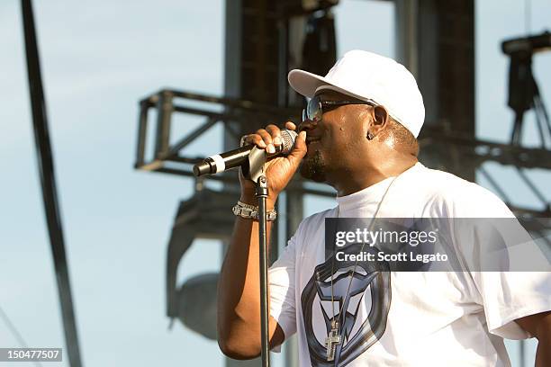 Magic Tricck Rapper 159 Motors And Music Experience Stock Photos, High-Res Pictures, and ...