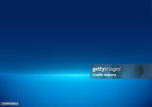 stockillustraties, clipart, cartoons en iconen met blue blurred horizon background - horizon over water