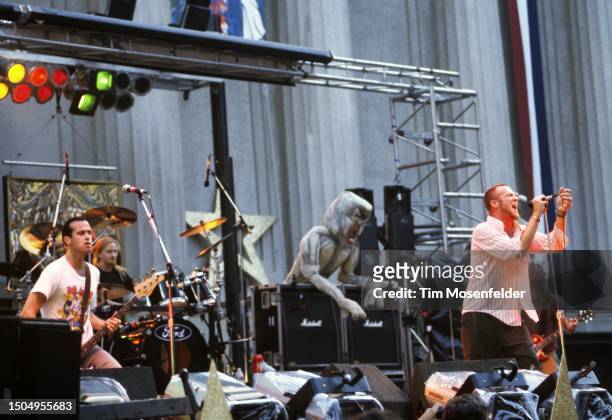 Scott Weiland and Stone Temple Pilots perform at the Greek Theatre on July 4, 1993 in Berkeley, California.