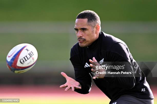Aaron Smith of the All Blacks runs through drills during a New Zealand All Blacks training session at Mt Smart Stadium on June 30, 2023 in Auckland,...