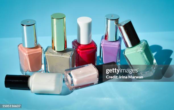 make-up nail polish bottles - nail varnish stock pictures, royalty-free photos & images