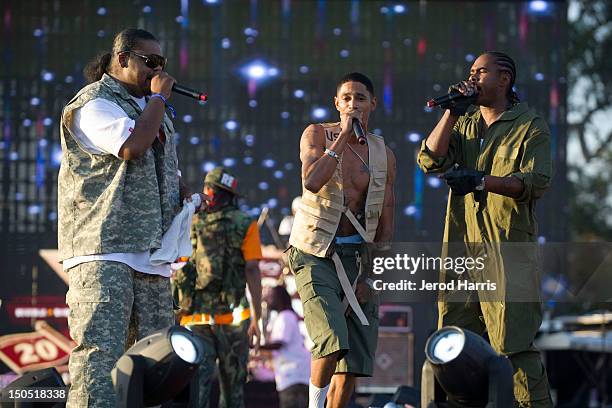 Fleshbone Rapper 353 Bone Thugs Harmony Rapper Stock Photos, High-Res Pictures, and ...