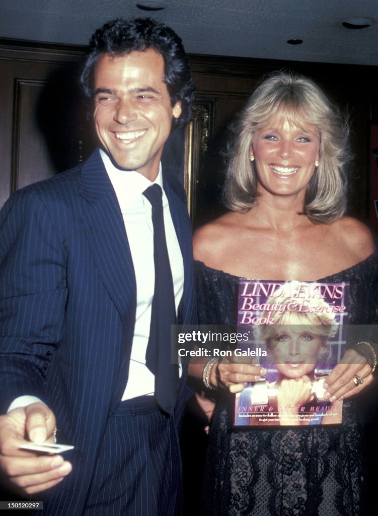 Actress Linda Evans And Boyfriend Restaurateur George Santo Pietro actress-linda-evans-and-boyfriend-restaurateur-george-santo-pietro