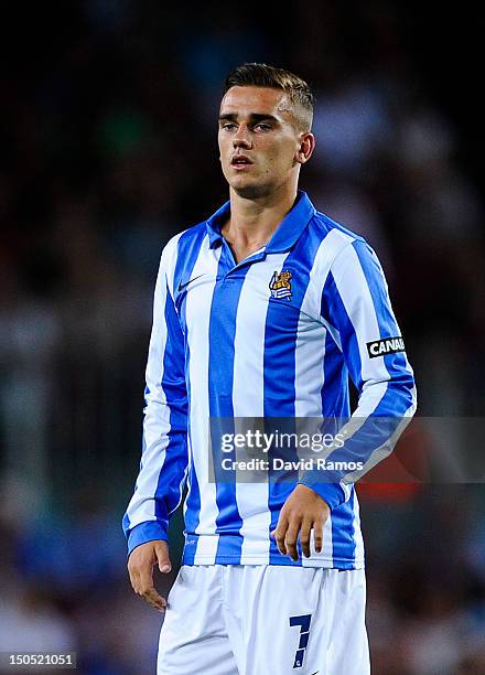 Antoine Griezmann of Real Sociedad looks on during the La Liga match between FC Barcelona and Real Sociedad de Futbol at Camp Nou on August 19, 2012...