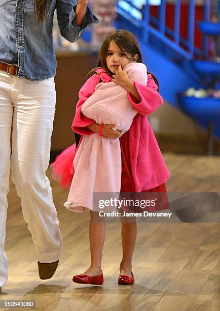 Suri Cruise visits Make Meaning on August 20, 2012 in New York City.