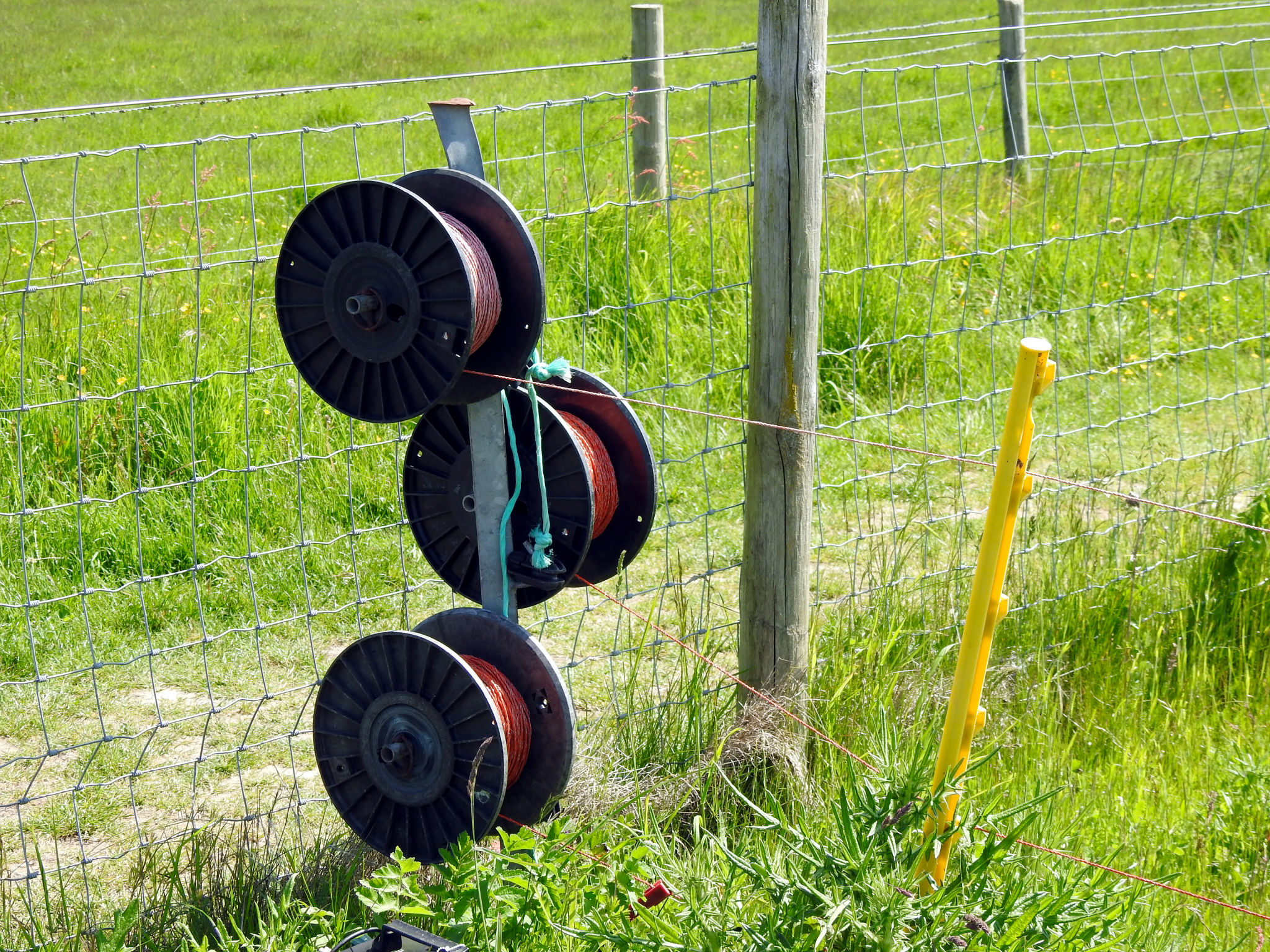 Electric fencing spools of wire Electric fencing spools of wire
