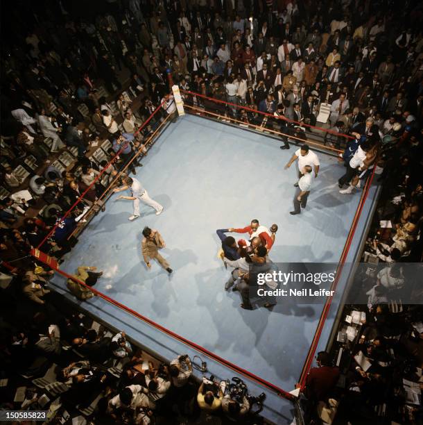 Jimmy Rondeau The Poliedro Photos and Premium High Res Pictures - Getty Images