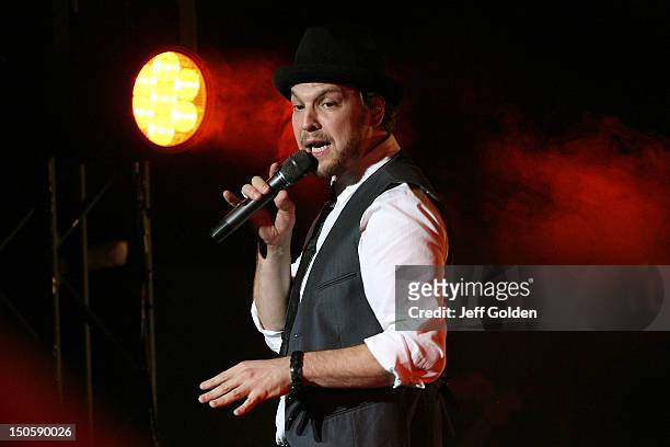 Gavin DeGraw performs at The Greek Theatre on August 19, 2012 in Los Angeles, California.