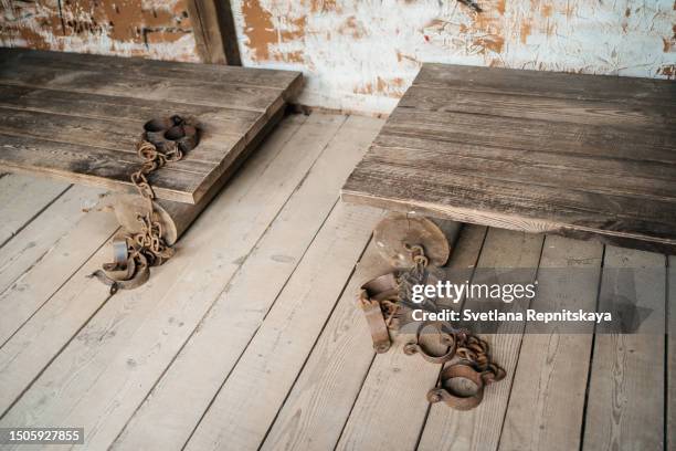 shackle chain - debtors prison stock pictures, royalty-free photos & images