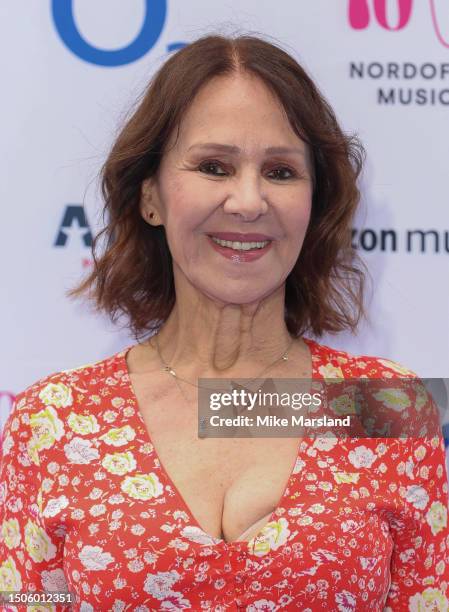 1,722 Arlene Phillips Photos Stock Photos, High-Res Pictures, and
