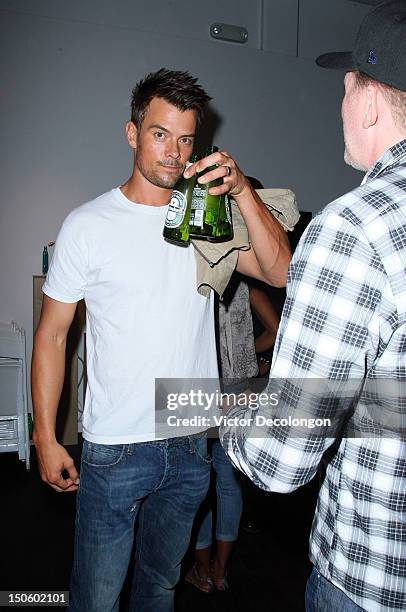 Actor Josh Duhamel attends the screening of "Alekesam" at Sonos Studio on August 22, 2012 in Los Angeles, California.